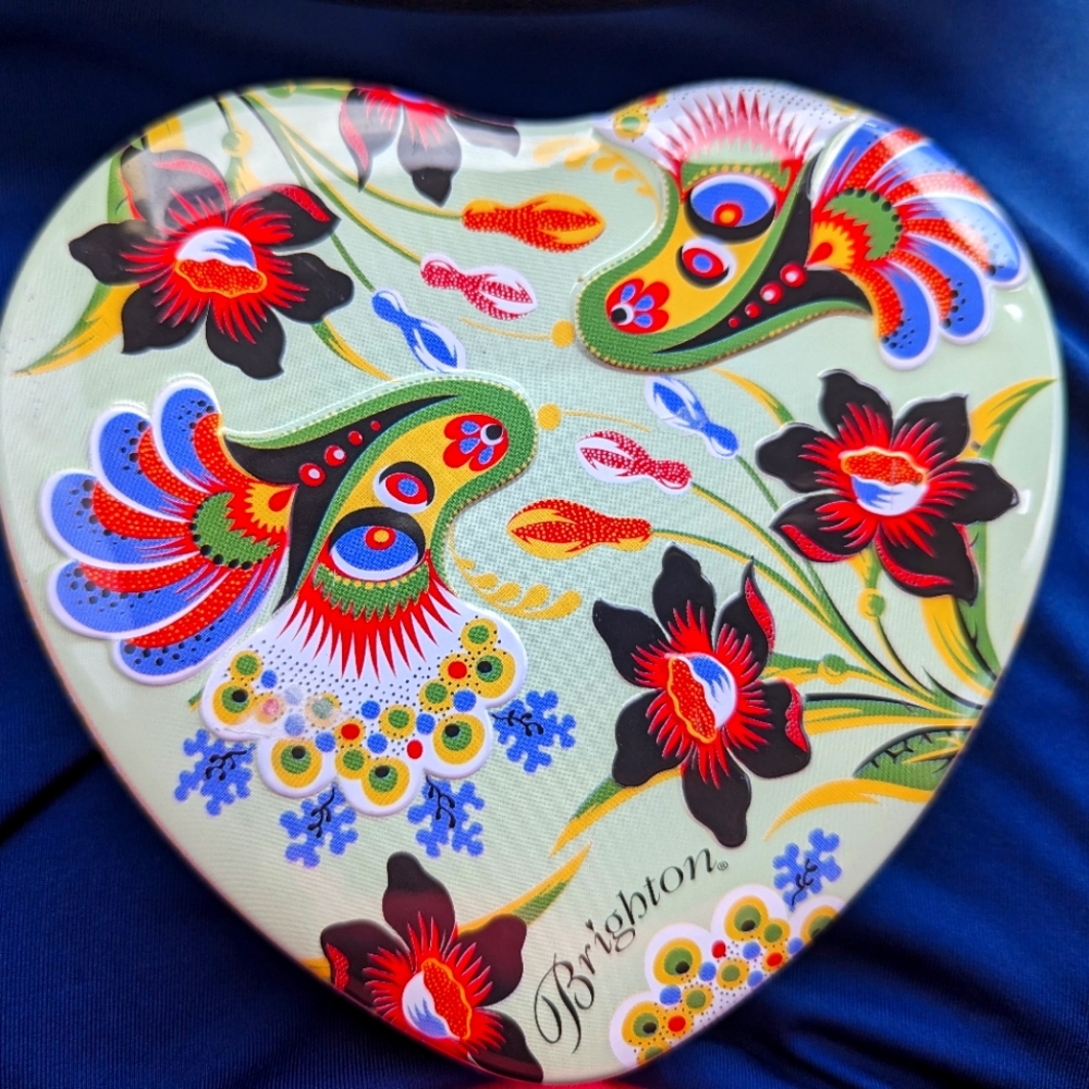 Brighton Large Tin Green Floral Design Heart Shaped Trinket Jewelry Gift Box